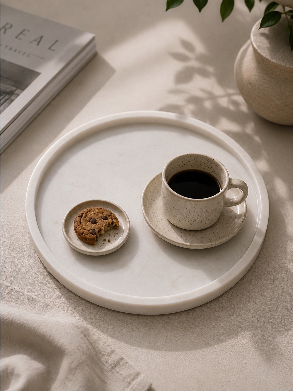 H&M White Marble Round Tray - Picture 6 of 6